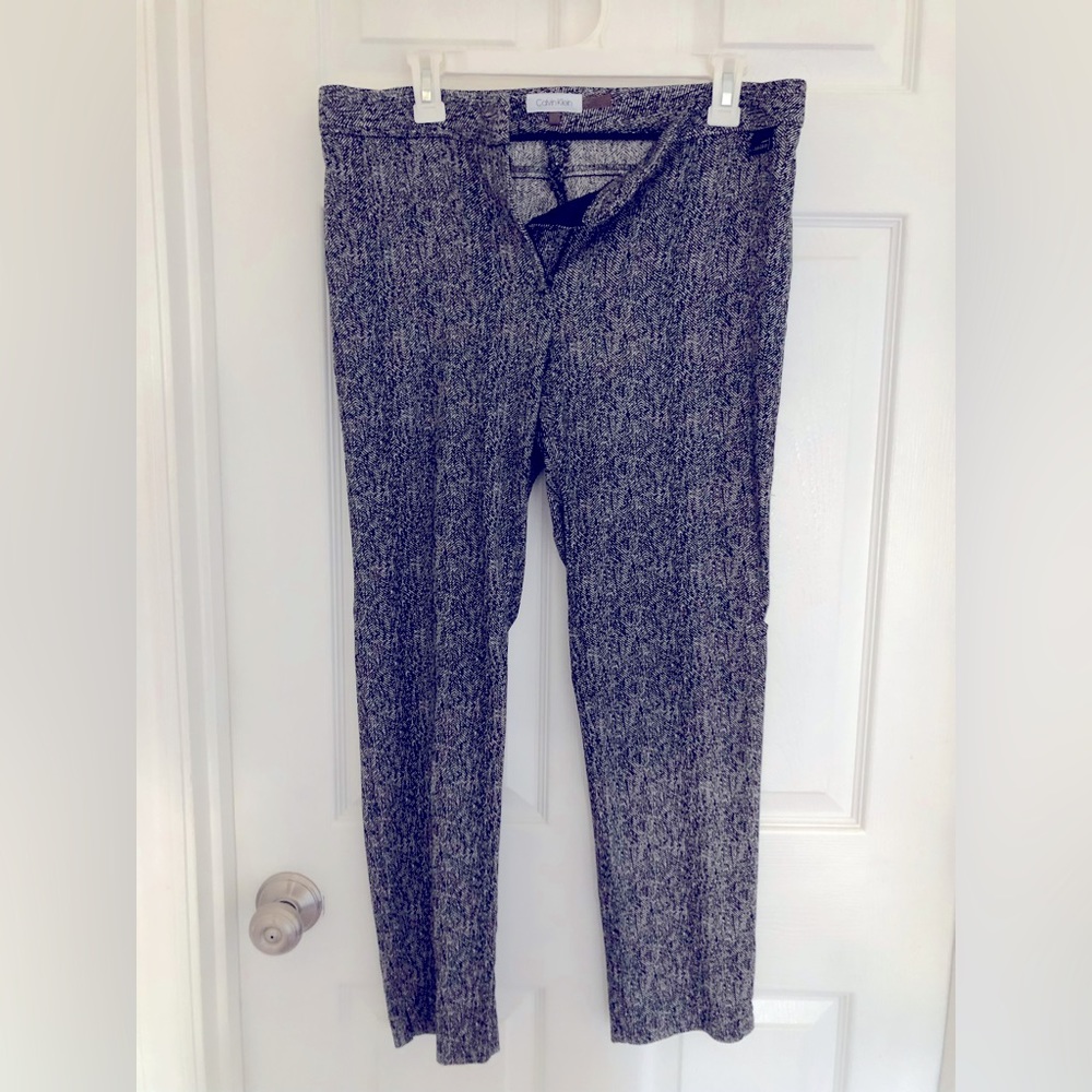 Calvin Klein Women’s Houndstooth Ankle Pants